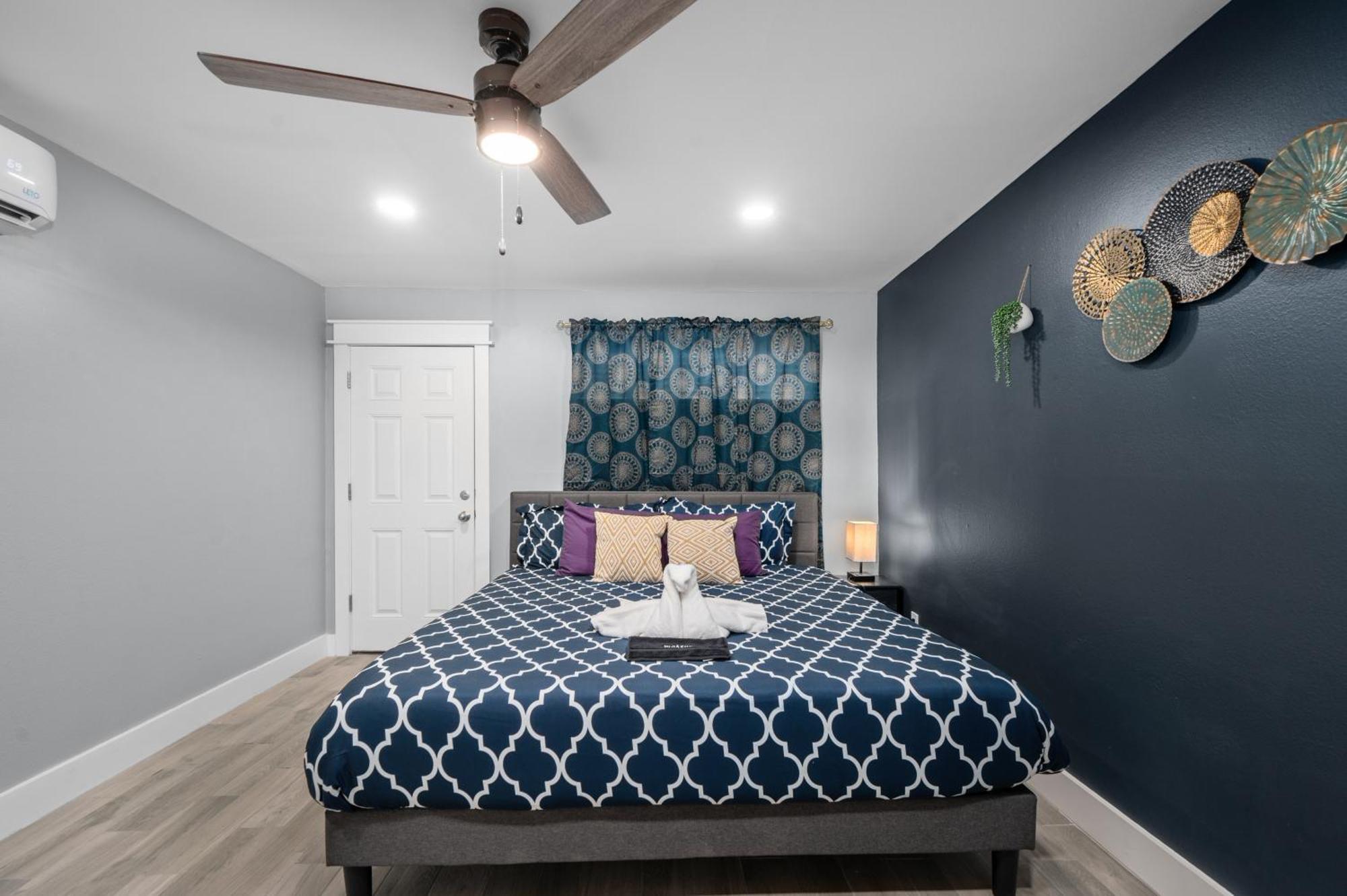 Cozy Galleria Apt Near Uptown With Free Park Хюстън Екстериор снимка